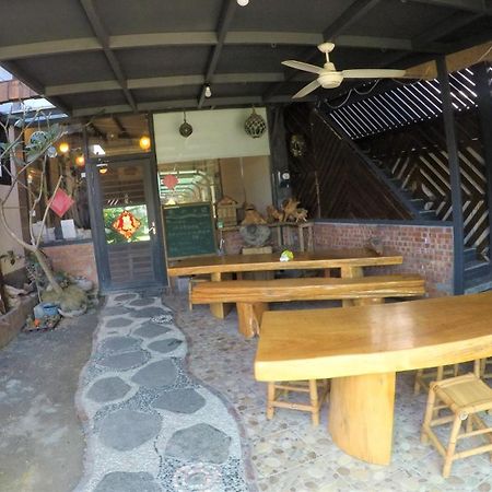 Stone Home Bed And Breakfast Taitung Exterior photo