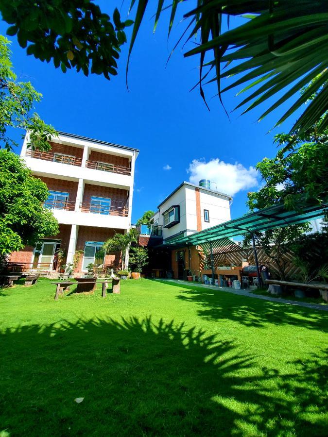 Stone Home Bed And Breakfast Taitung Exterior photo