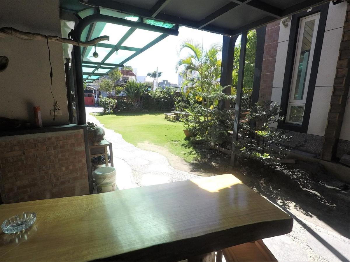 Stone Home Bed And Breakfast Taitung Exterior photo